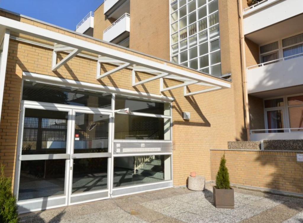 Strandloft Cuxhaven Im Haus Frauenpreiss Sahlenburg - Strandnah - 2 Hunde Willkommen -Schwimmbad - Sauna - Direkt Am Wald - Dachterrasse Mit Blick Nach Neuwerk Exterior foto